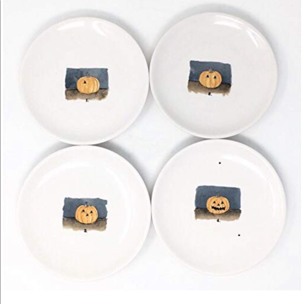 NWT Rae Dunn Halloween 6” serving plates